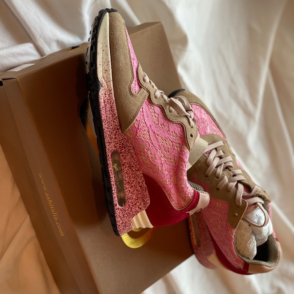 Ash Pink Lace Sneakers (BRAND NEW) - Picture 3 of 7